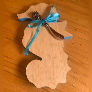 Sea horse cheeseboard